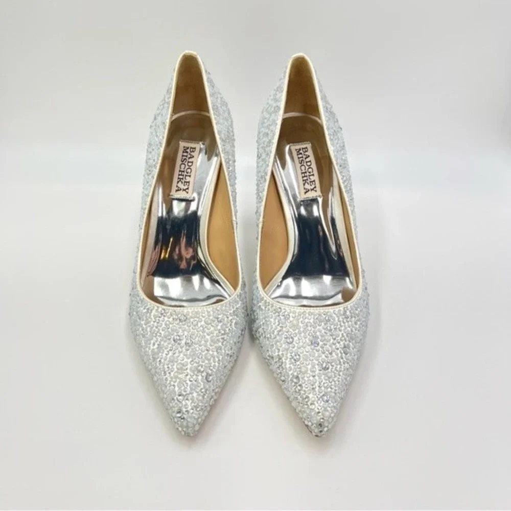 Badgley Mischka Size 8 Bethany Jeweled Stiletto White Satin‎ Pumps Heels Shoes